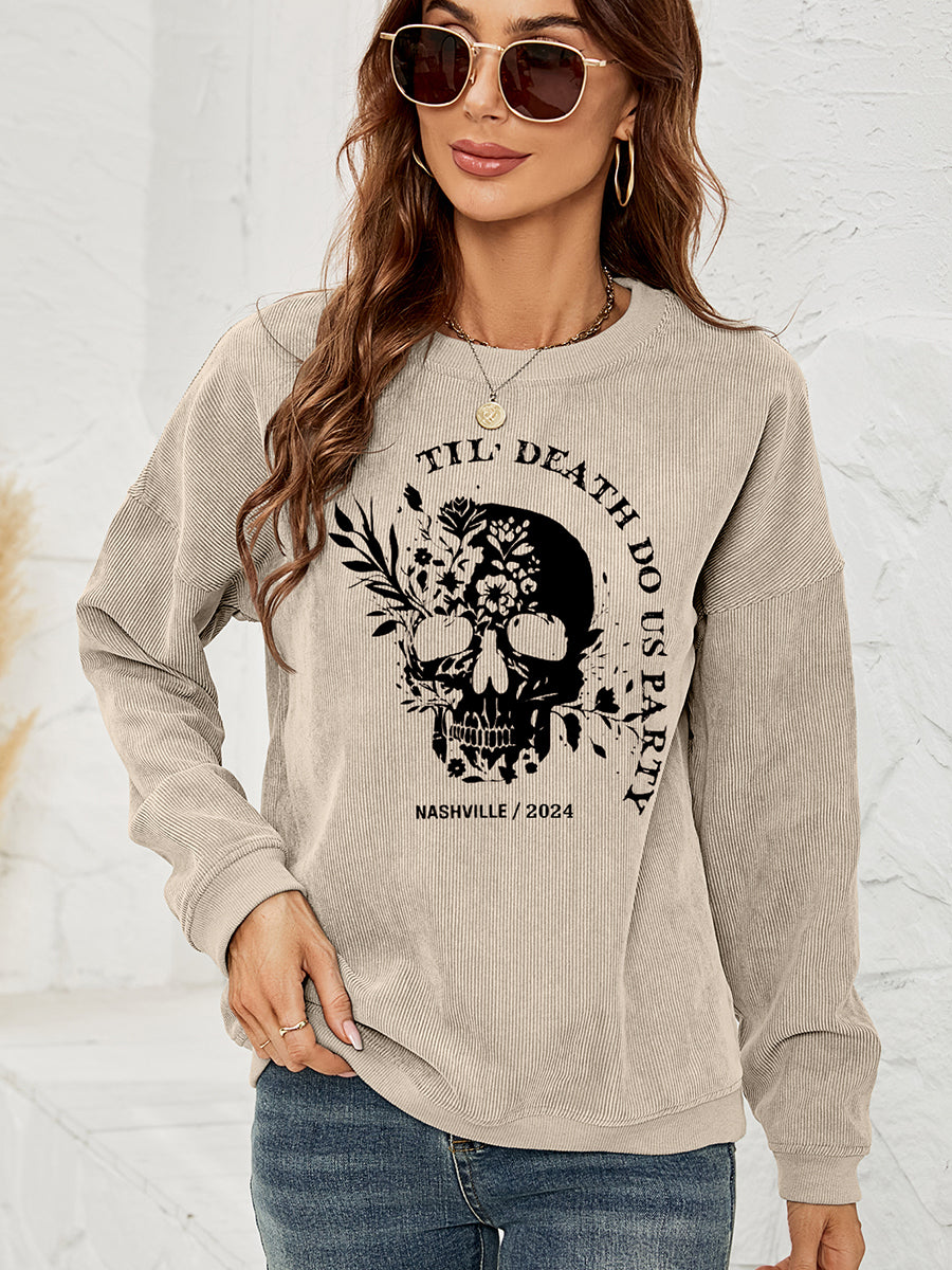 Skull Graphic Sweatshirt