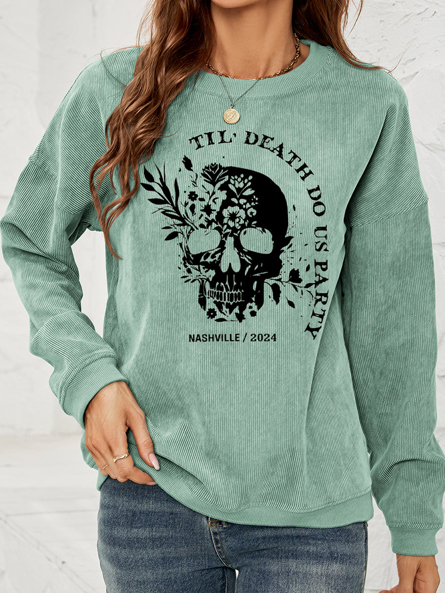 Skull Graphic Sweatshirt