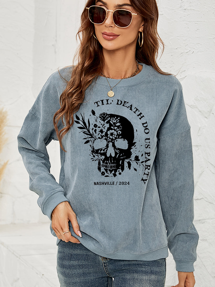 Skull Graphic Sweatshirt
