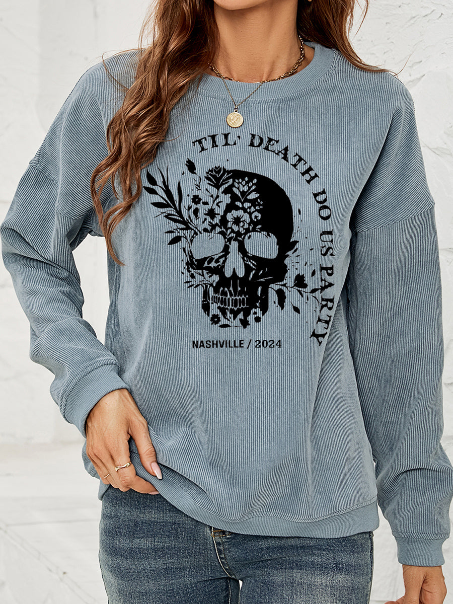 Skull Graphic Sweatshirt