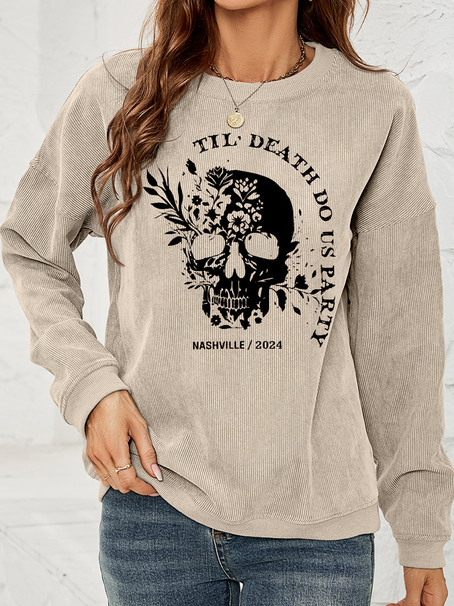 Skull Graphic Sweatshirt