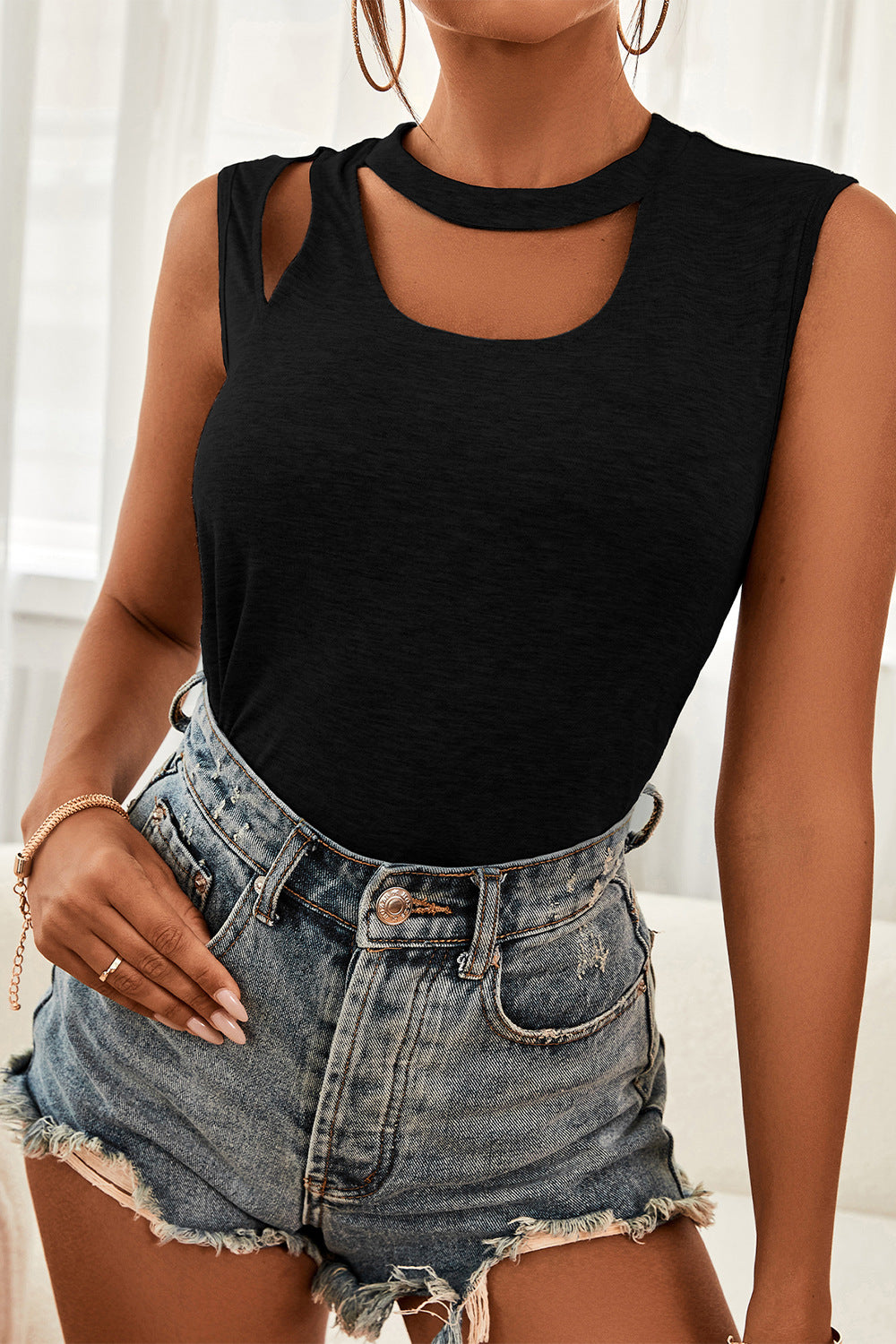 Sleeveless Top