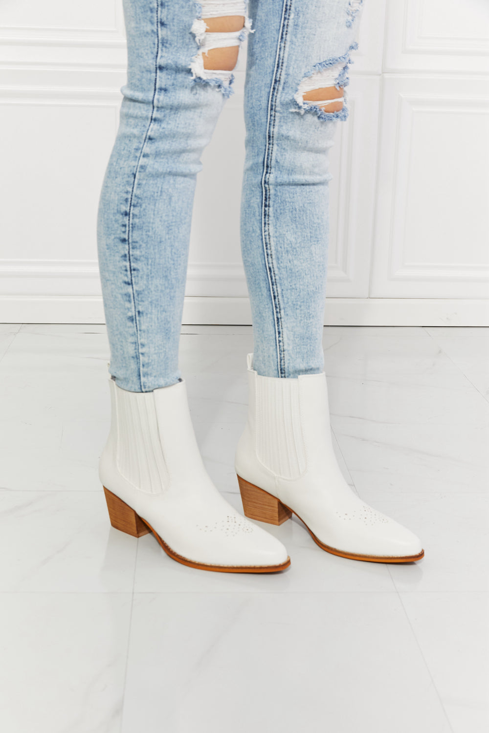 MMShoes Chelsea Boot in White