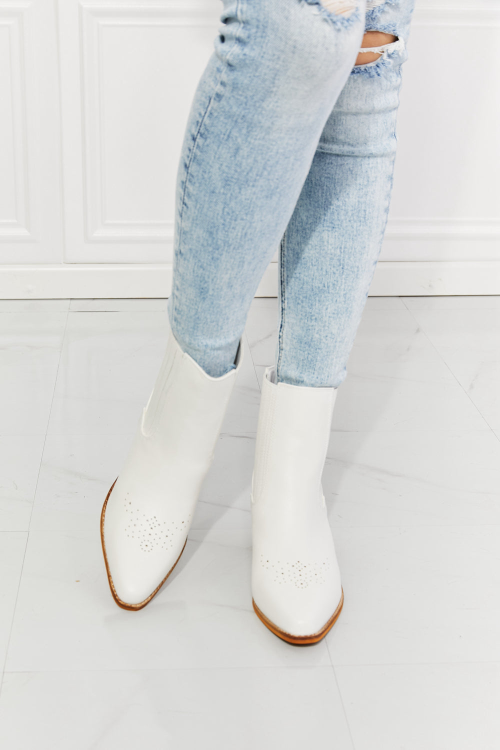 MMShoes Chelsea Boot in White