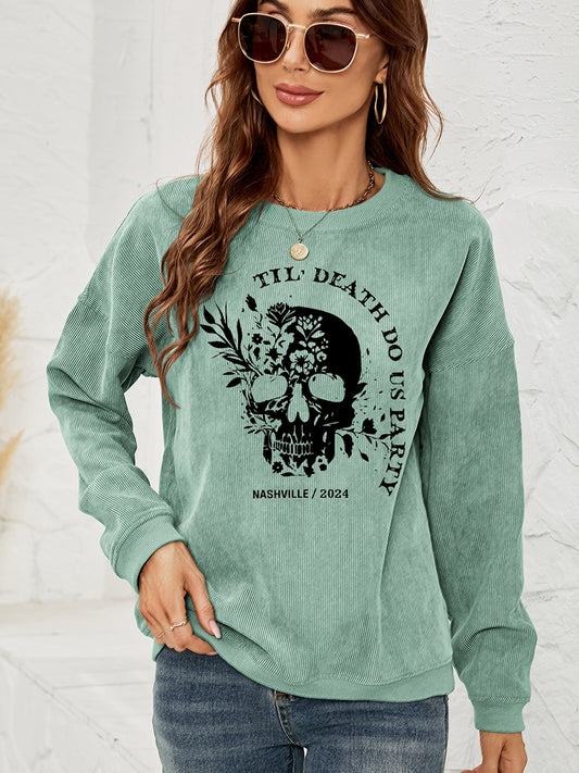 Skull Graphic Sweatshirt
