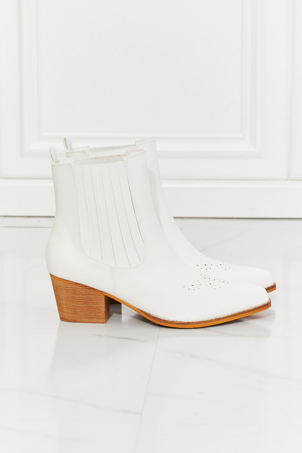 MMShoes Chelsea Boot in White