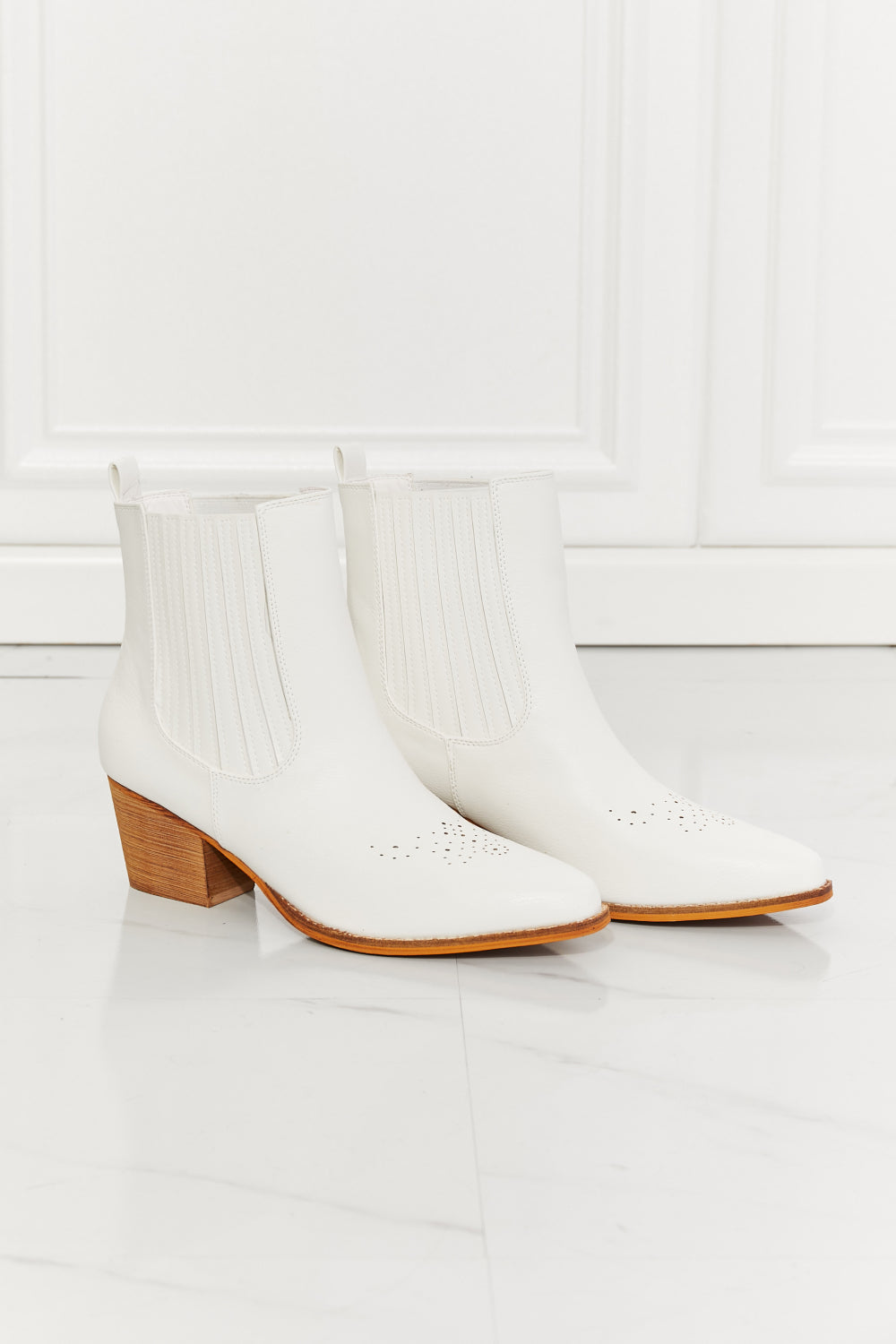 MMShoes Chelsea Boot in White